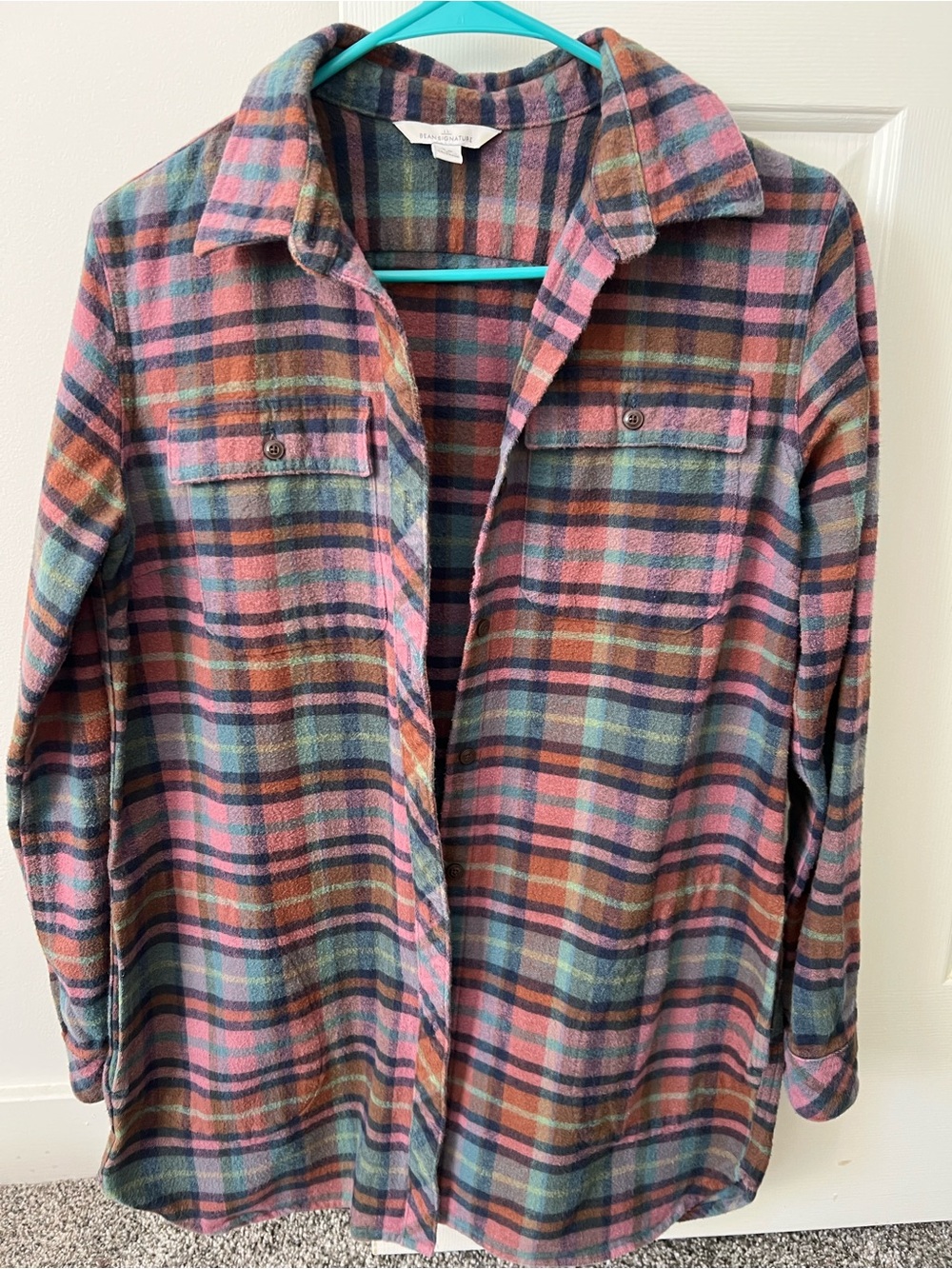 L.L. Bean Signature Plaid Flannel Tunic Button Down Pink Shirt Model Off-Duty